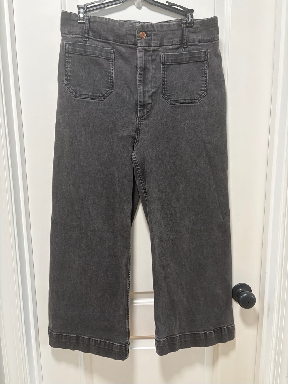 Pilcro Anthropologie the Day Tripper Jeans size 32 Wide Leg Cropped Charcoal
